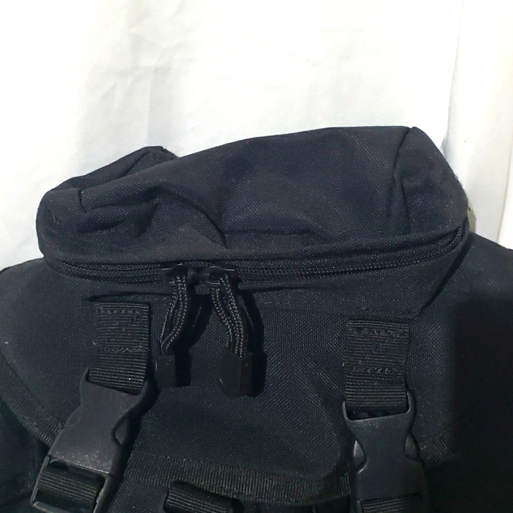 Condor 4 pocket But pack - Picture 2 of 4